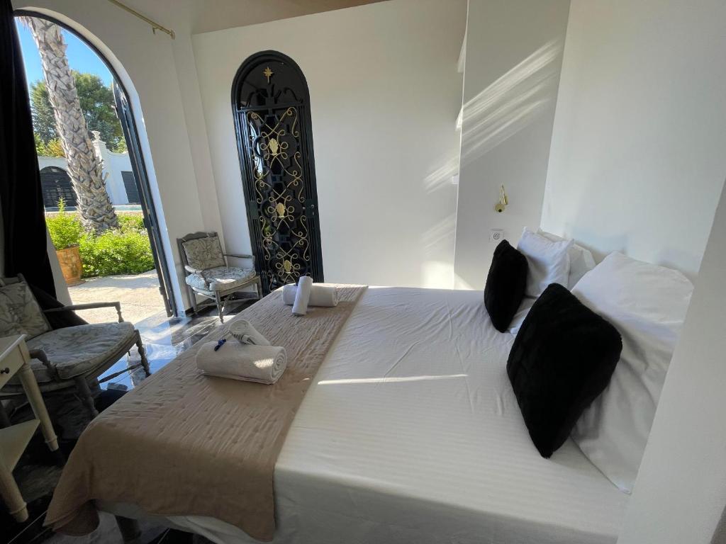 Maison Blue Palm Aix en Provence: The Ultimate Luxury Stay in the Heart of Provence