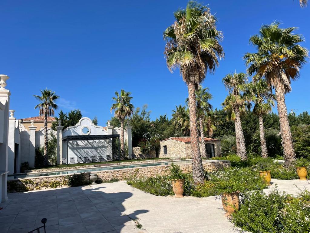 Maison Blue Palm Aix en Provence: The Ultimate Luxury Stay in the Heart of Provence