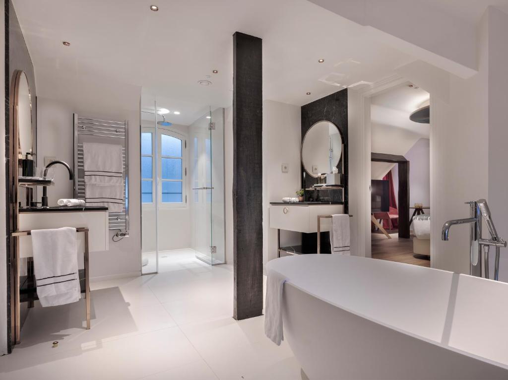 Maison Colbert Member of Meliá Collection Notre-Dame: Your Ultimate Luxury Stay in Paris
