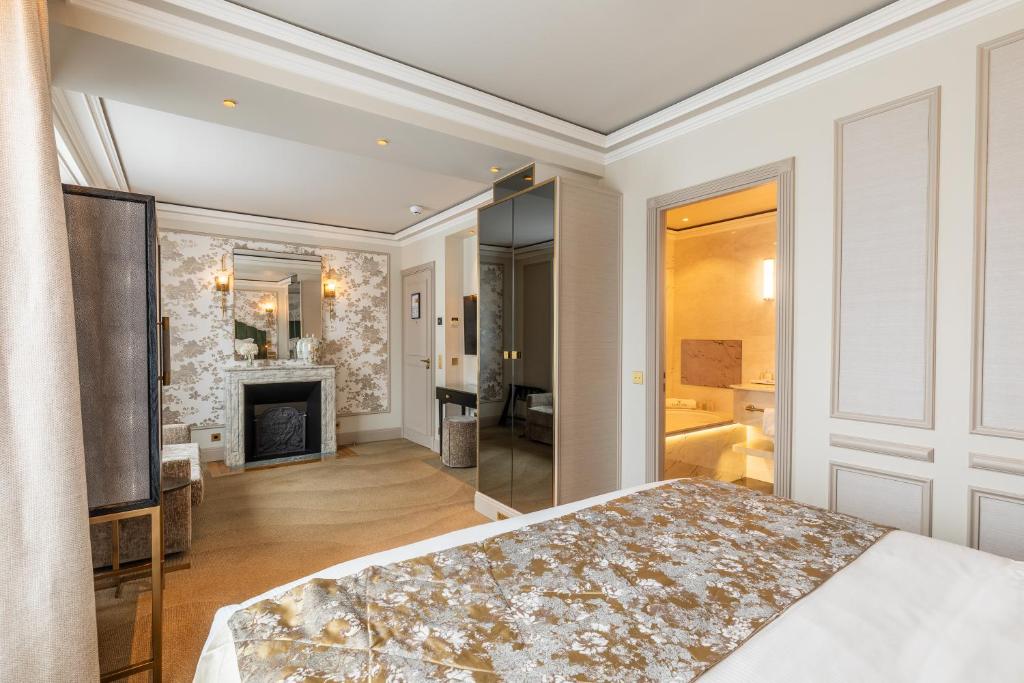 Manolita Paris: A Hidden Gem in the Heart of Paris That You Can&#8217;t Miss