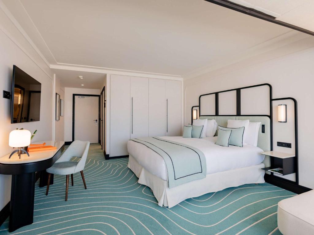 Mondrian Cannes: The French Riviera Getaway You’ll Want on Repeat