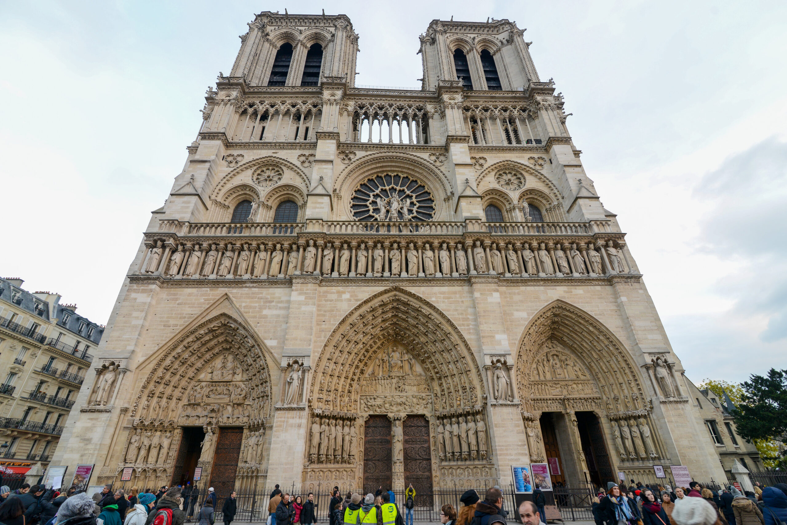Notre Dame Cathedral Paris: The Timeless Beauty You Can’t Miss in the City of Lights