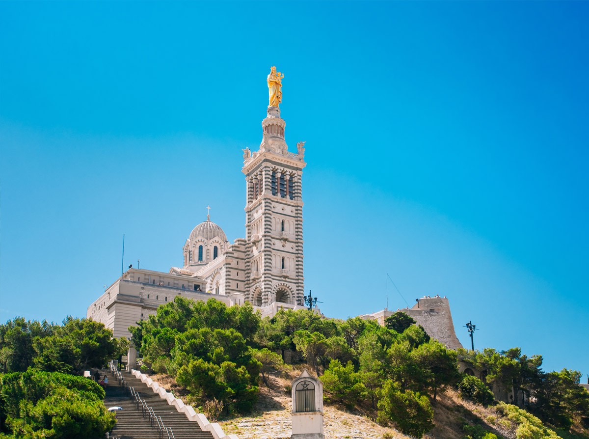Notre-Dame de la Garde: The Majestic Landmark Overlooking Marseille