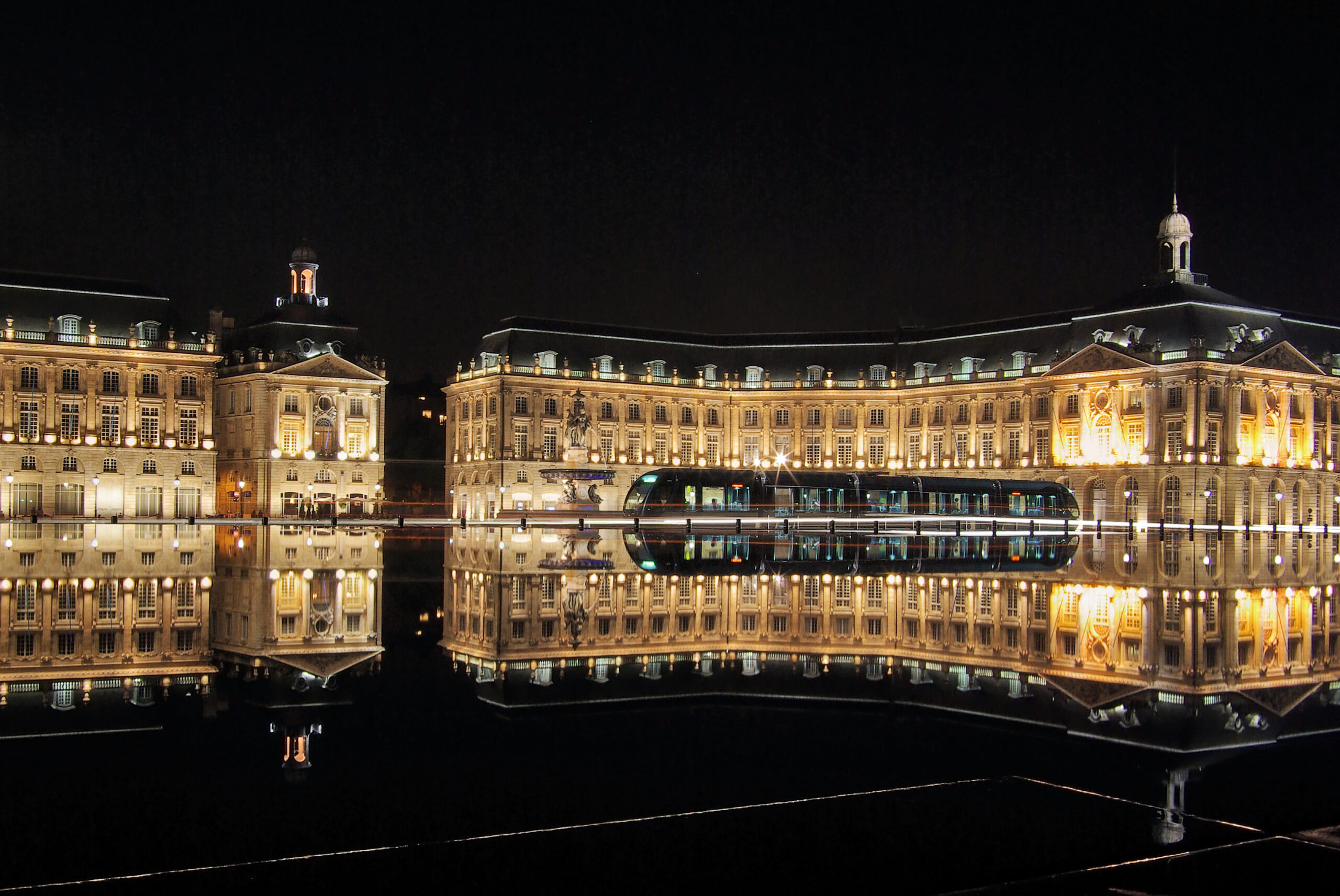 Place de la Bourse: The Heart of Bordeaux You Can’t Miss
