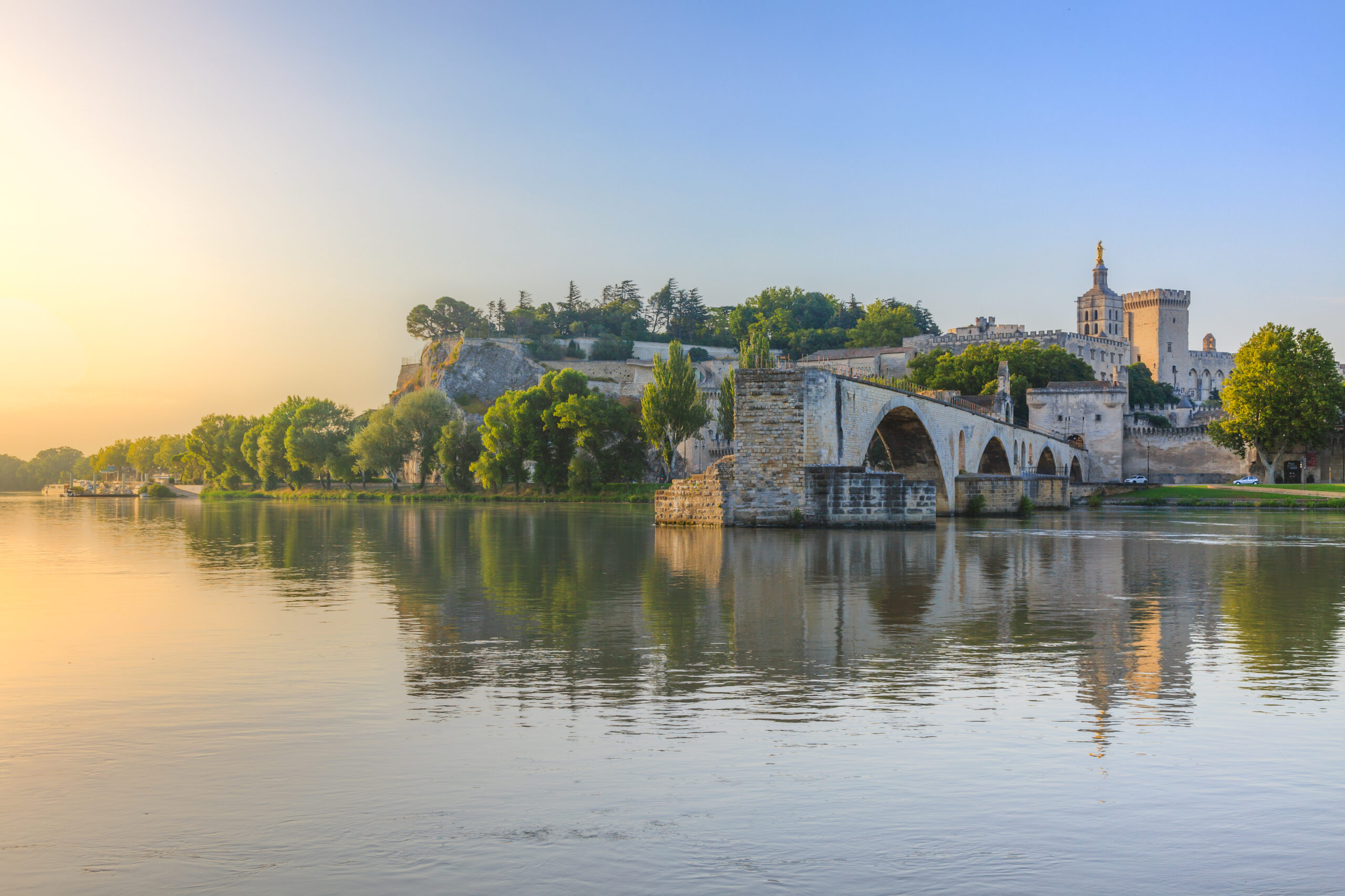 Pont Saint-Bénézet: A Legendary Bridge in Avignon You Must Visit