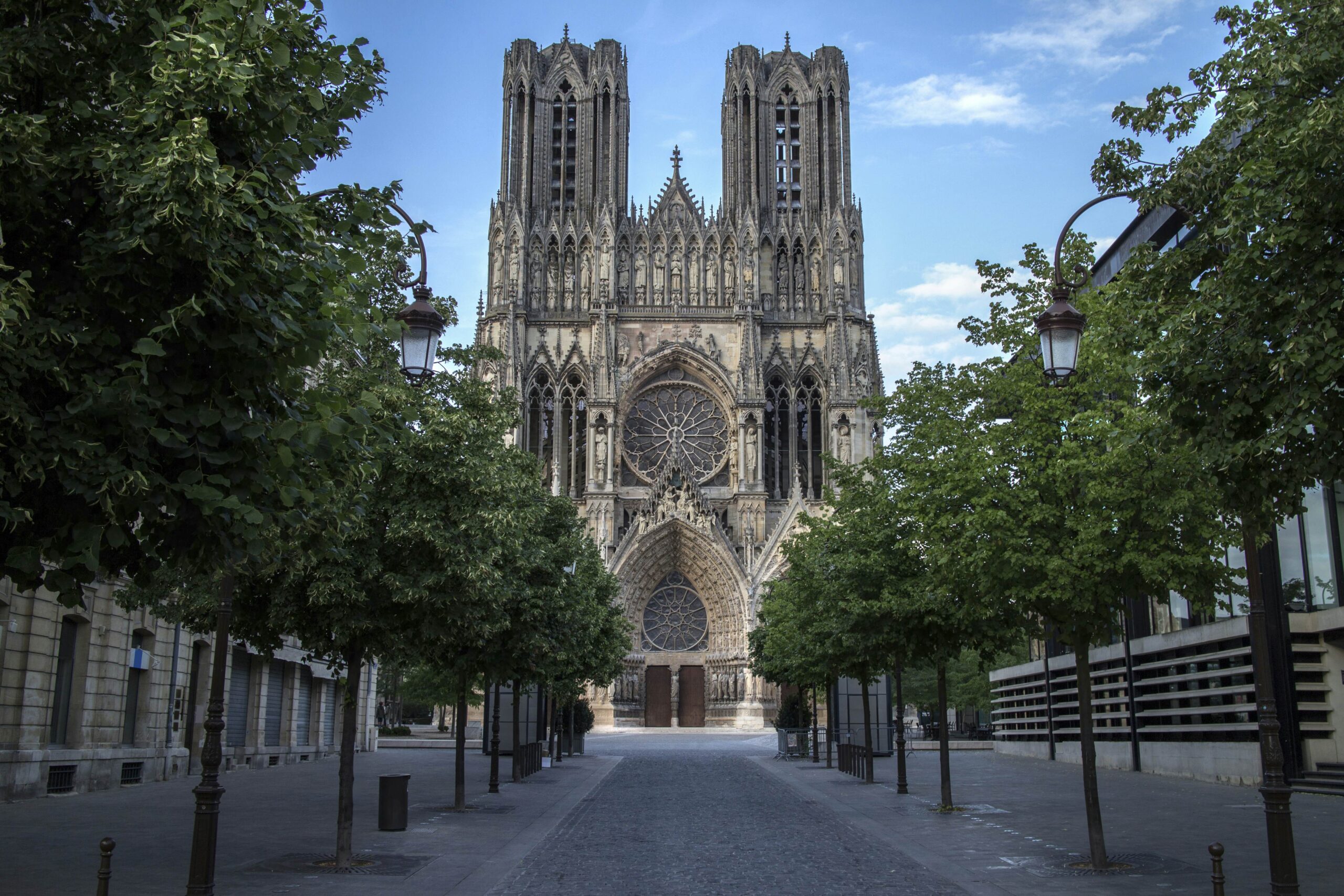 Reims Cathedral: The Historic Gem You Can’t Miss in France