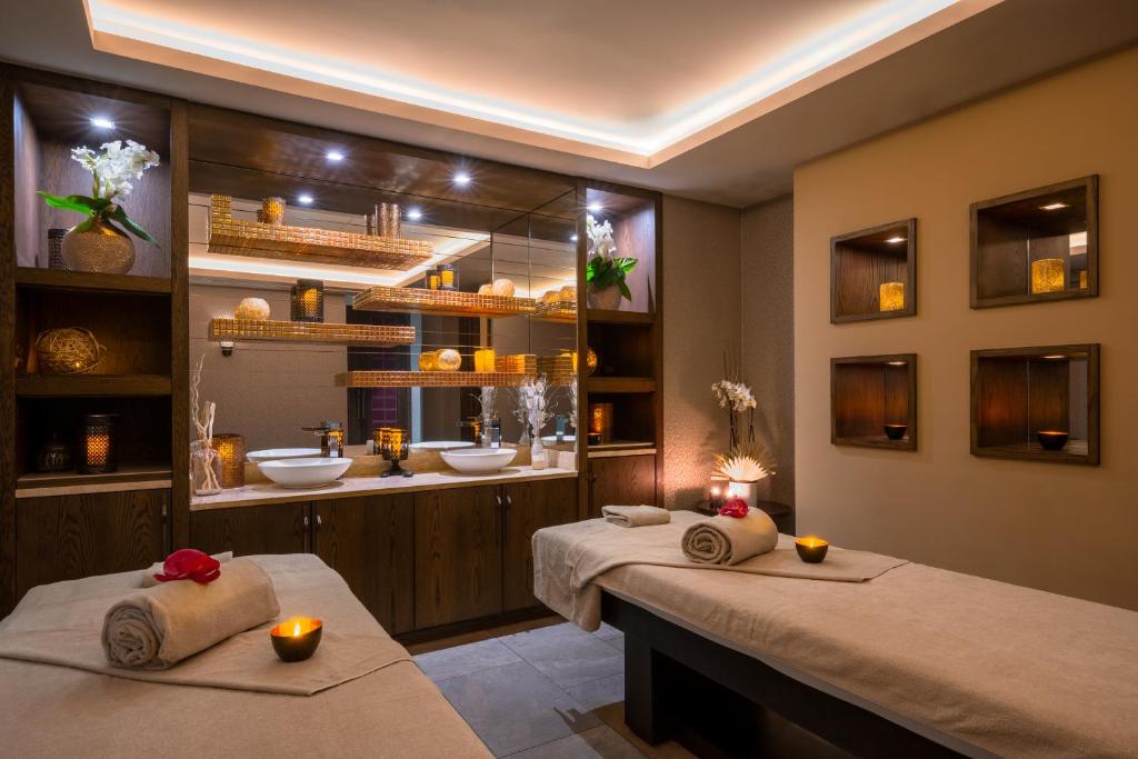 Tiara Miramar Beach Resort: The Luxe Seaside Escape You’ll Want on Repeat