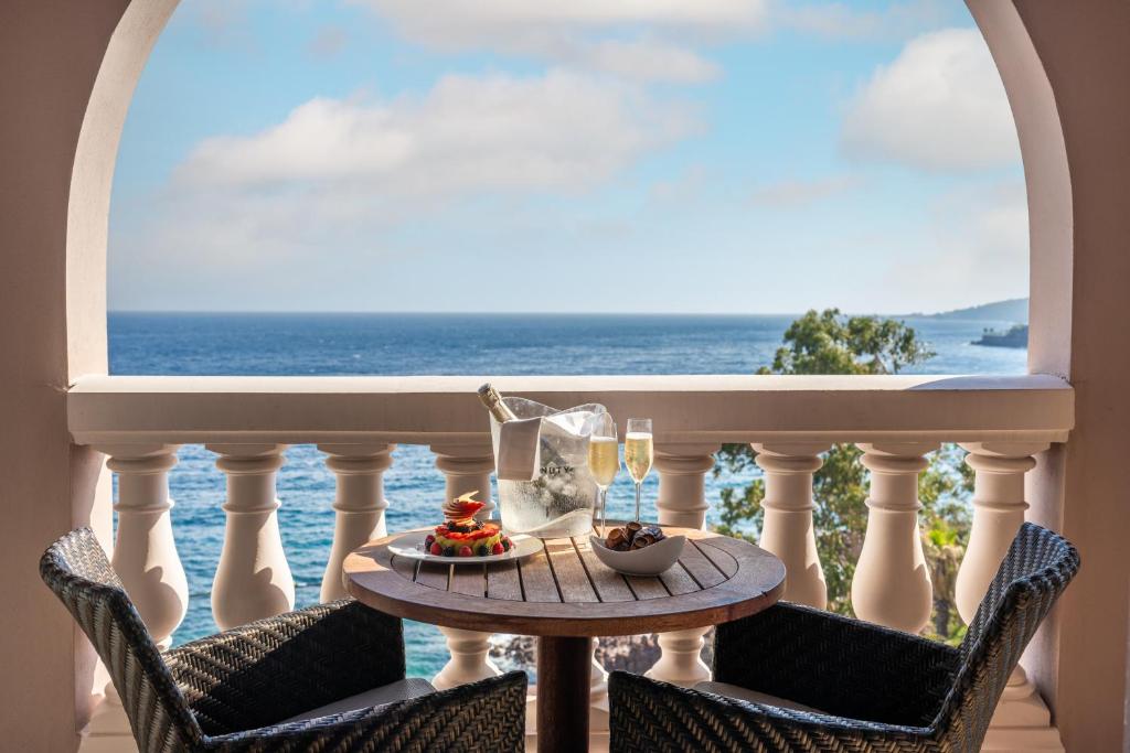 Tiara Miramar Beach Resort: The Luxe Seaside Escape You’ll Want on Repeat