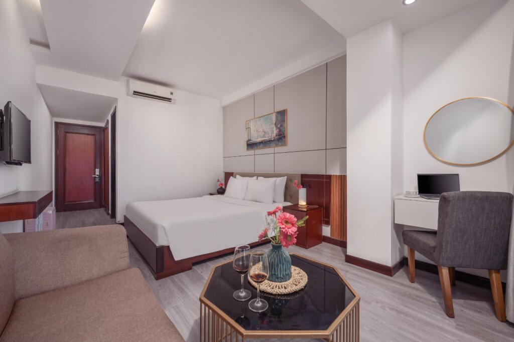 Star Hotel: Experience Comfort and Class in the Heart of Danang