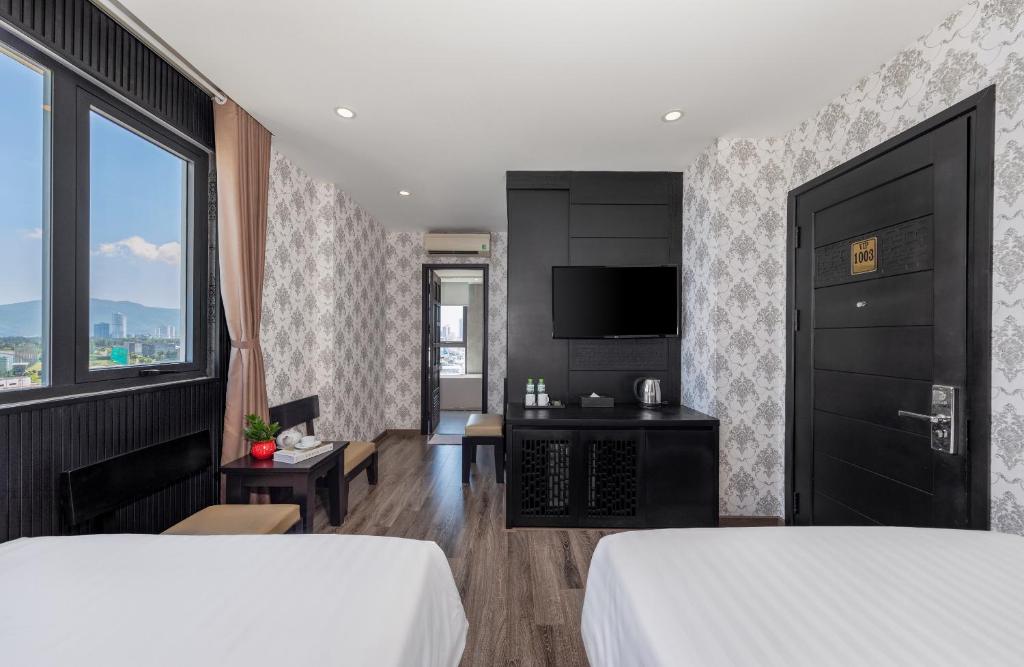 Ocean Star Hotel: Your Ultimate Stay at Danang’s Beachfront Oasis